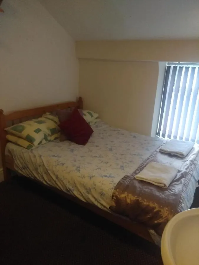 Lark Inn Blackpool Guest house