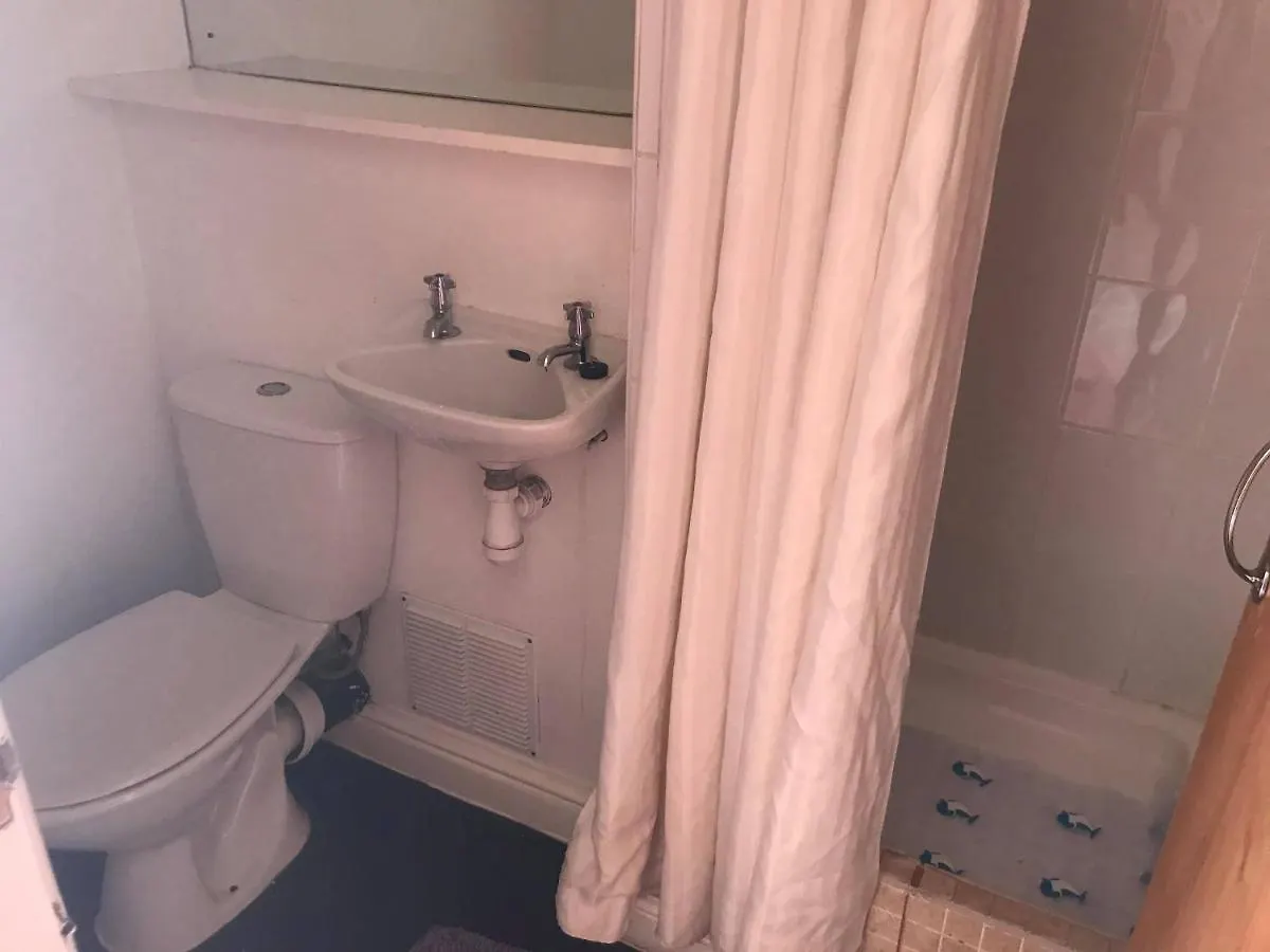 Lark Inn Blackpool Guest house
