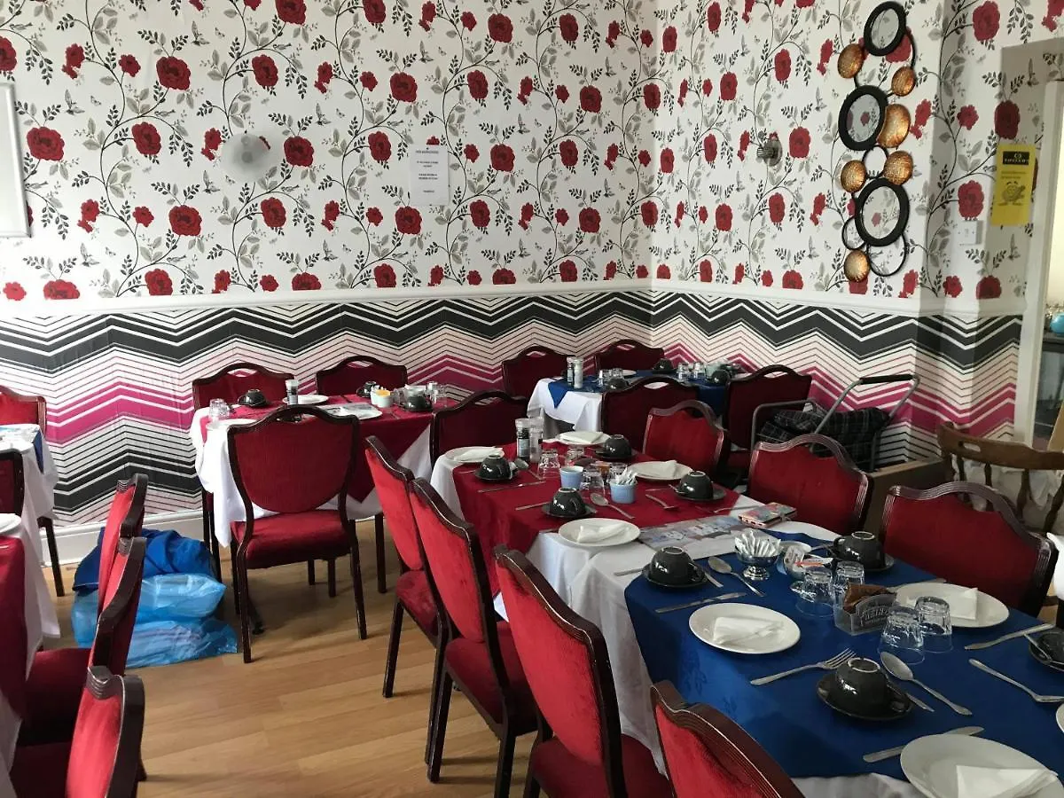 Lark Inn Blackpool Guest house