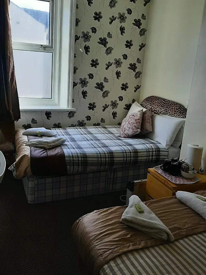 Lark Inn Blackpool 3*,  United Kingdom